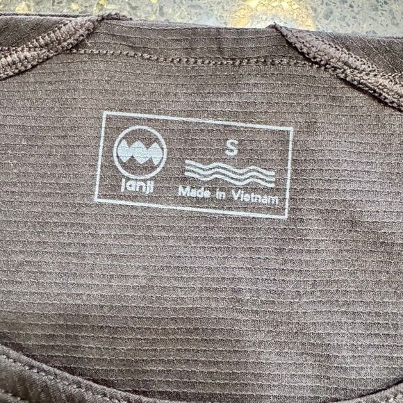 Janji Run All Day Tank Too. Black. Size Small. - Picture 5 of 8